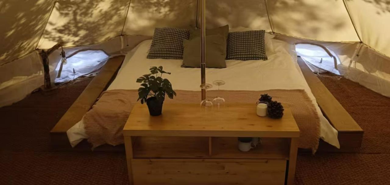 Evasion En Pleine Nature, Tipi Insolite Et Jacuzzi Au Pont Du Gard ! Vers Pont du Gard Zewnętrze zdjęcie