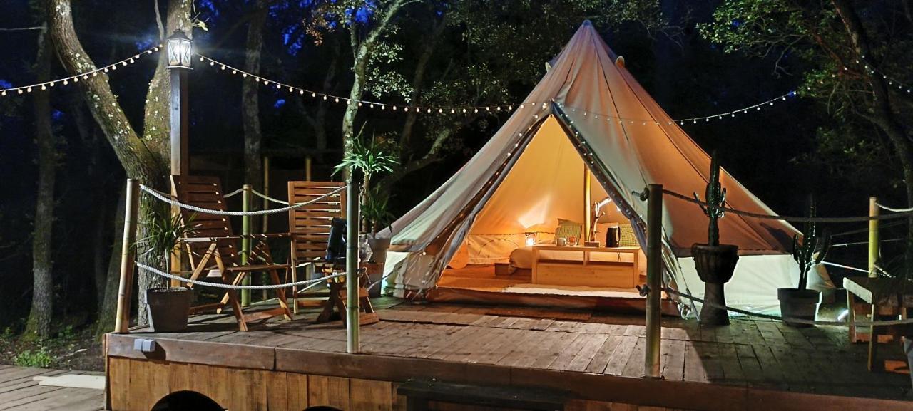 Evasion En Pleine Nature, Tipi Insolite Et Jacuzzi Au Pont Du Gard ! Vers Pont du Gard Zewnętrze zdjęcie