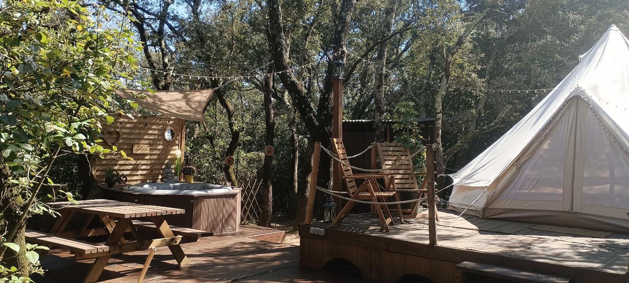 Evasion En Pleine Nature, Tipi Insolite Et Jacuzzi Au Pont Du Gard ! Vers Pont du Gard Zewnętrze zdjęcie